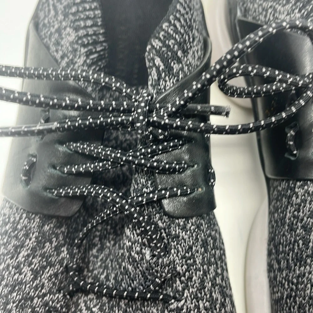 Cole Haan Zerogrand Black White Knit Sneakers Size 6 Excellent Condition